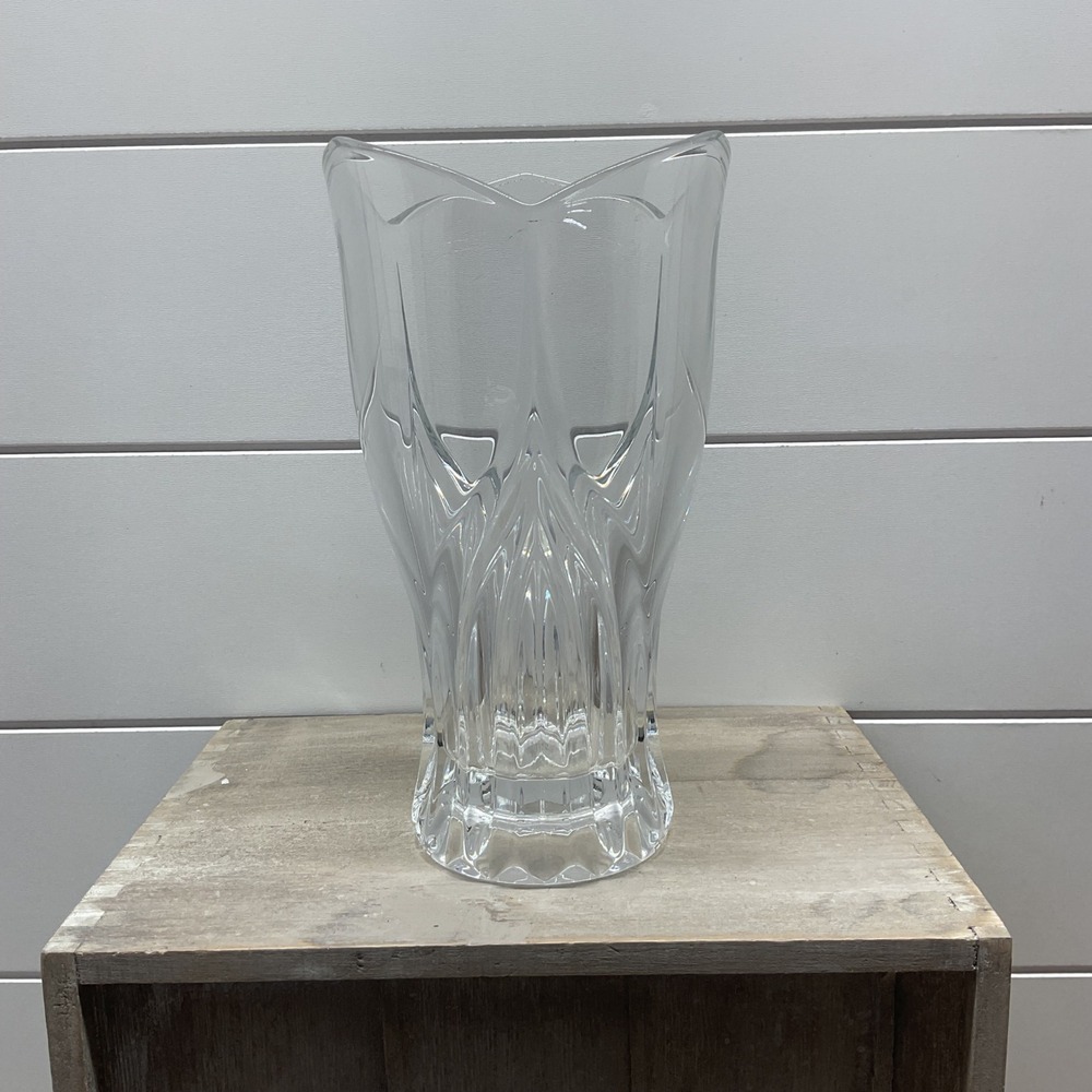 Clear Lead Crystal Fluted Flower Vase Scalloped Rim Wedge Cut 7.5 Inch